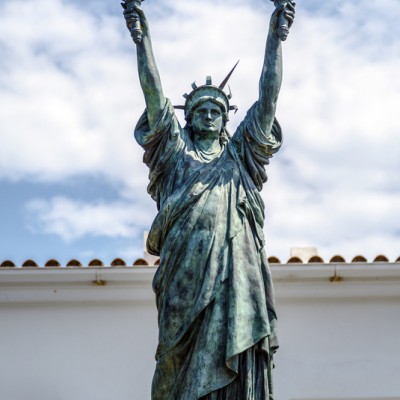 Dali sculpture inspired by the artist Bartholdi 1994. Captain Moore gift to the town of Cadaques ed2