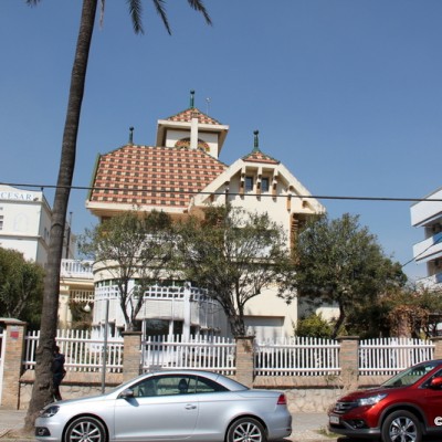 Vilanova i la Geltru Houses near Beach